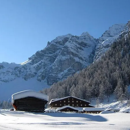 イン Schlickeralm 1.616 M 3*