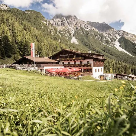 Schlickeralm 1.616 M イン